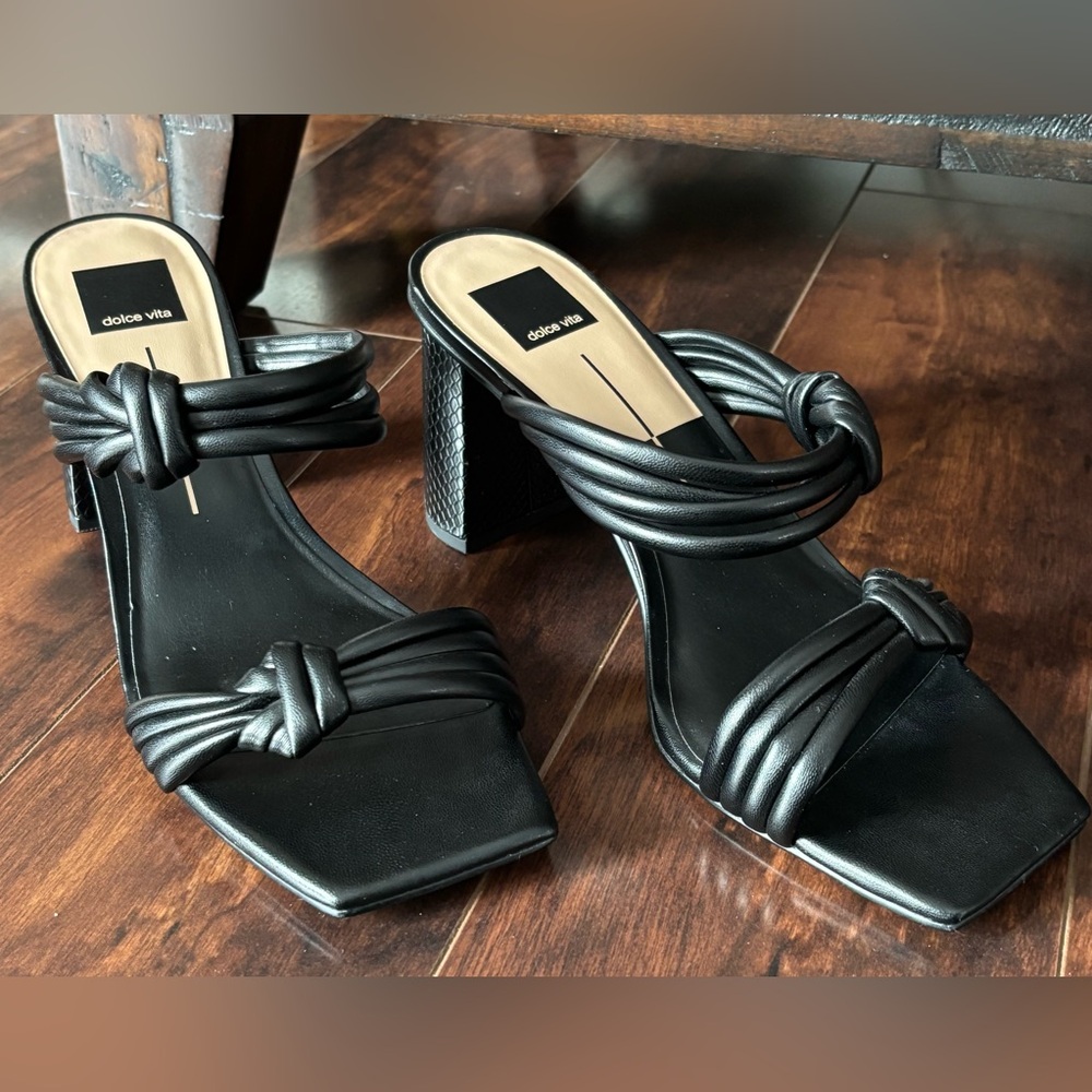 NWT Dolce Vita Black Knotted Heeled Women’s Sandals Size 11